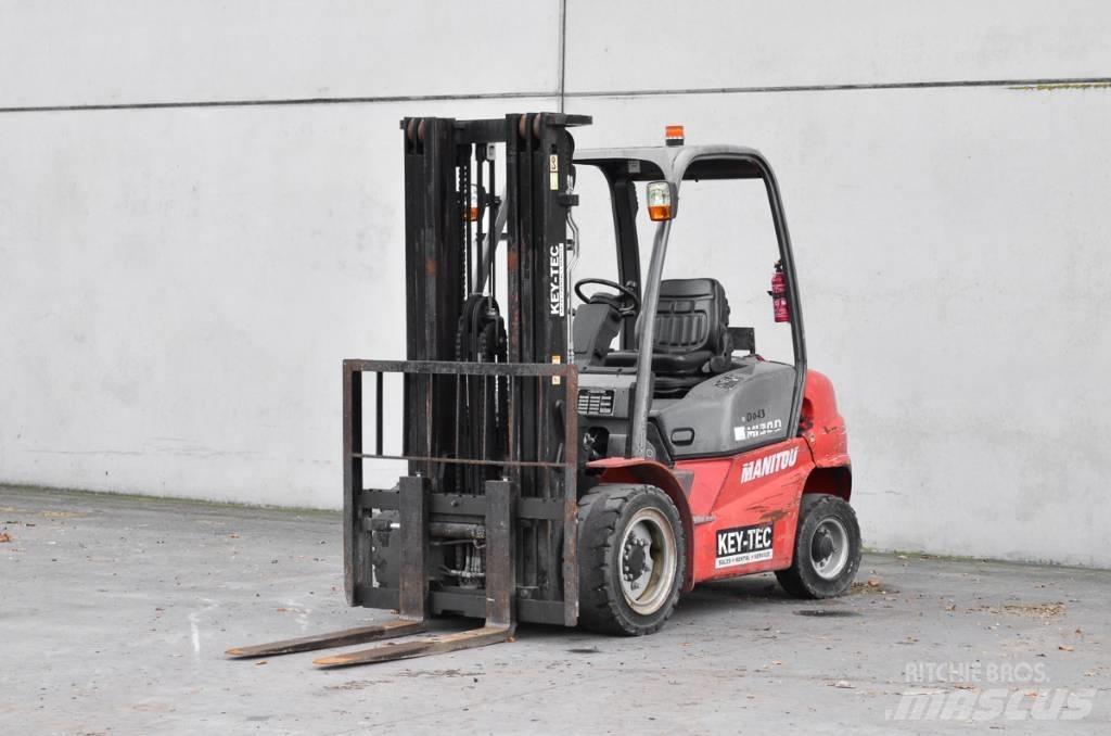 Manitou MI 30 D Dieselové vozíky