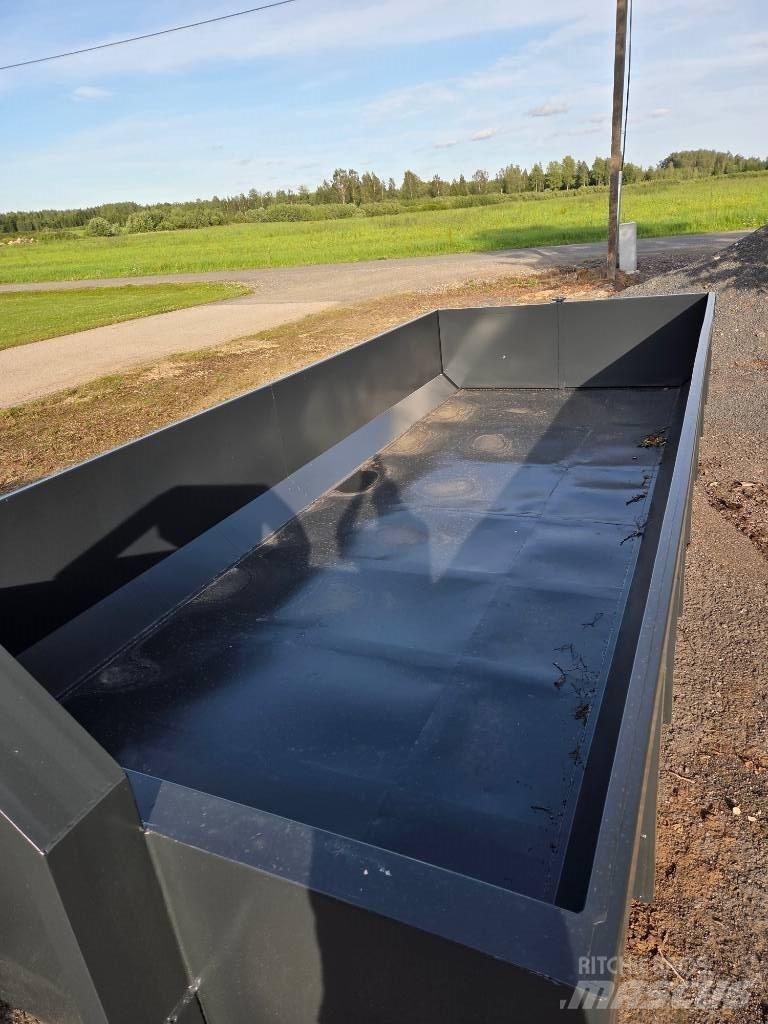 Multilift  Obytné kontejnery