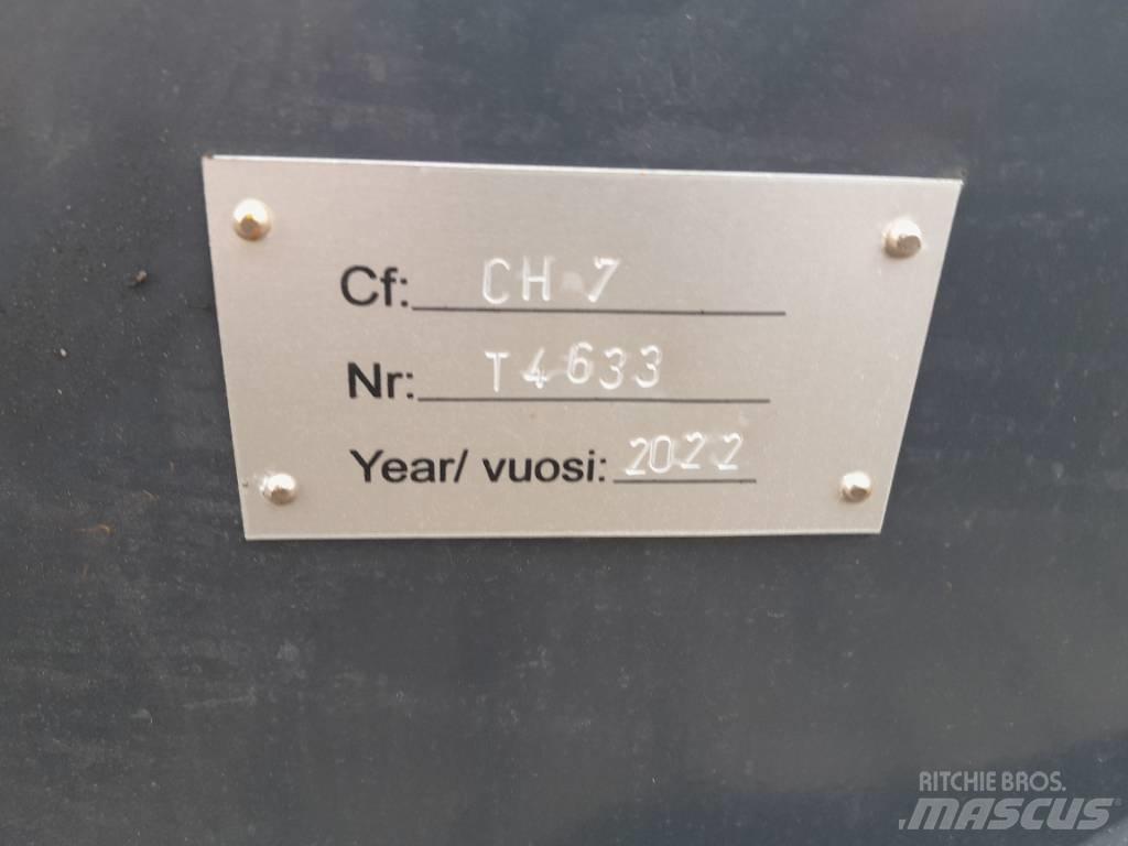 John Deere 1270G Výložníky a lžíce