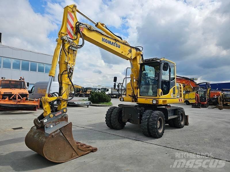 Komatsu PW 148-8 Kolová rýpadla