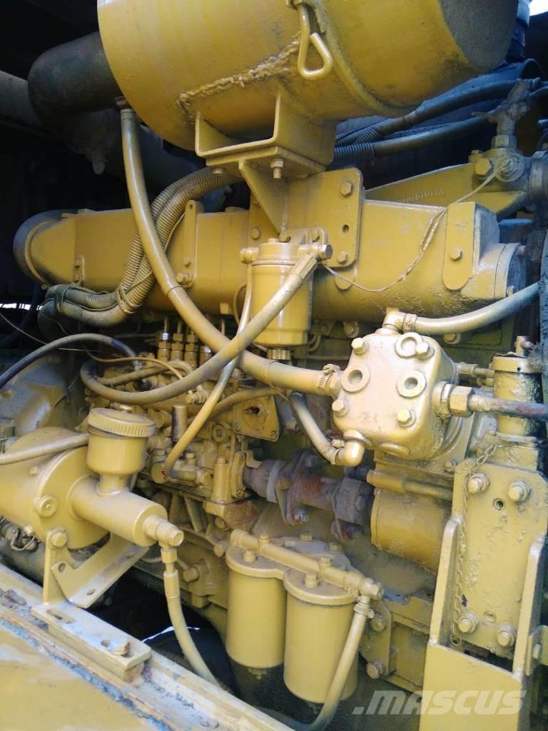 CAT 966 F Kolové nakladače