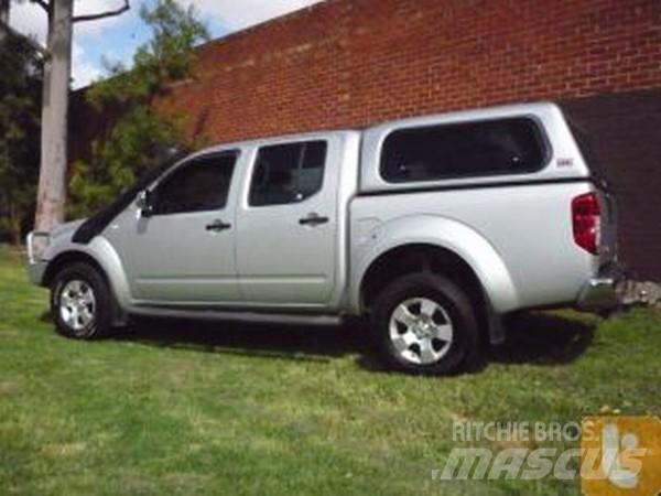 Nissan NAVARA ST-X Dodávky