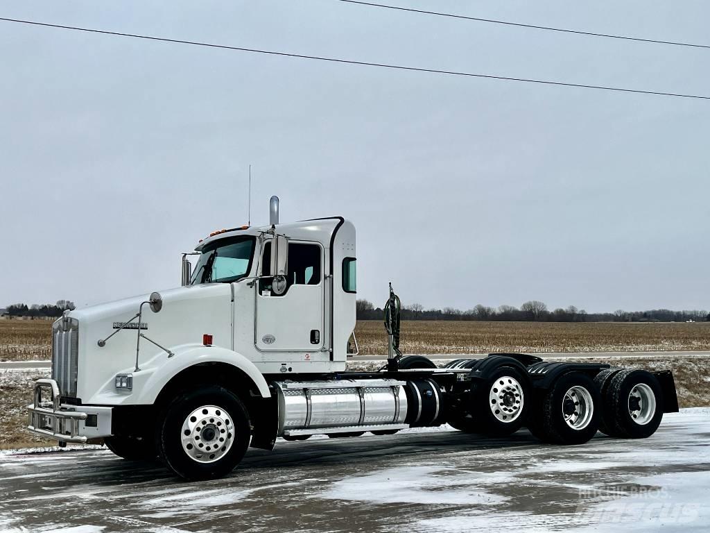 Kenworth T 800 Tahače