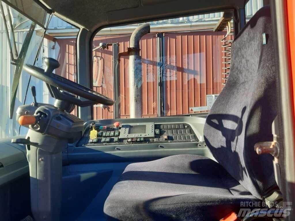 Kalmar TT618i Terminálový tahač