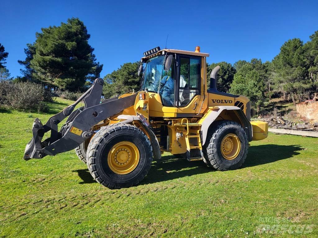 Volvo L90f Kolové nakladače