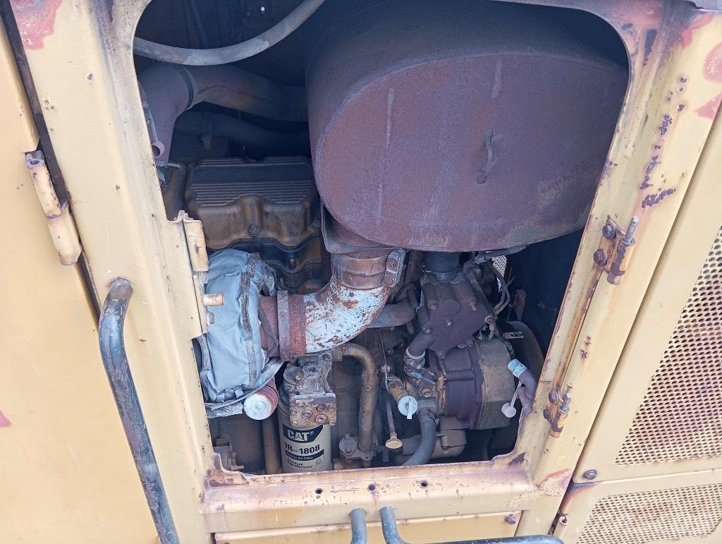 CAT 24 M Grejdry