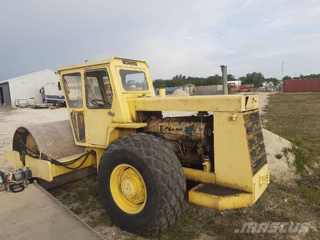 Bomag BW 212 D Půdní kompaktory