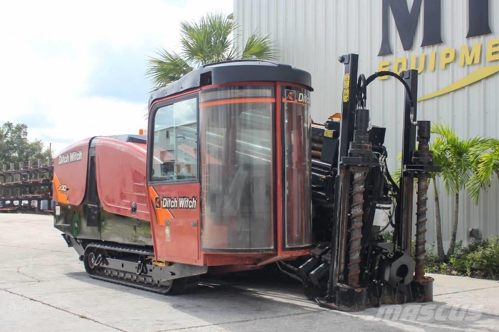 Ditch Witch JT30AT Horizontální vrtací zařízení