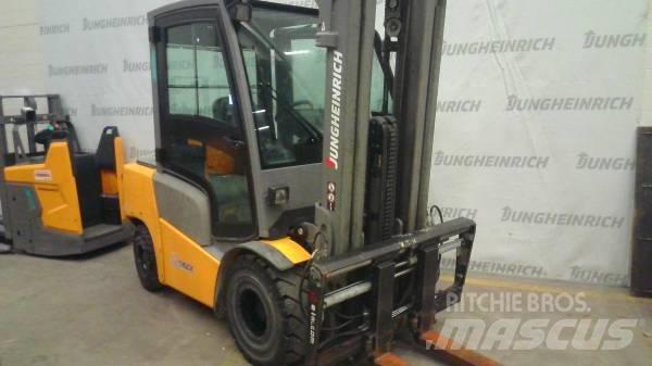 Jungheinrich DFG 430 Dieselové vozíky