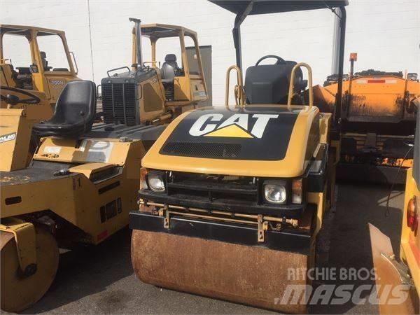 CAT CB 334 D Tandemové válce