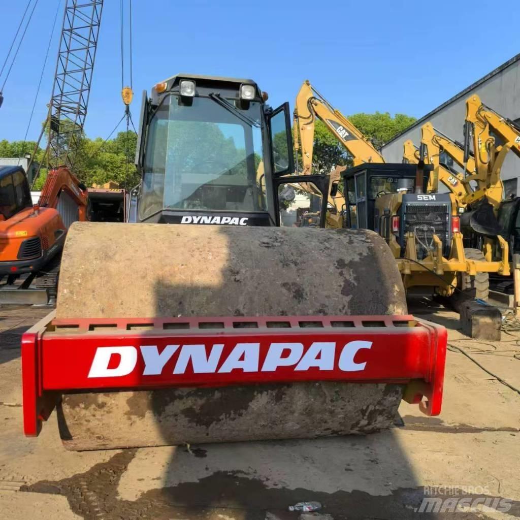 Dynapac CA 25 D Tahačové válce