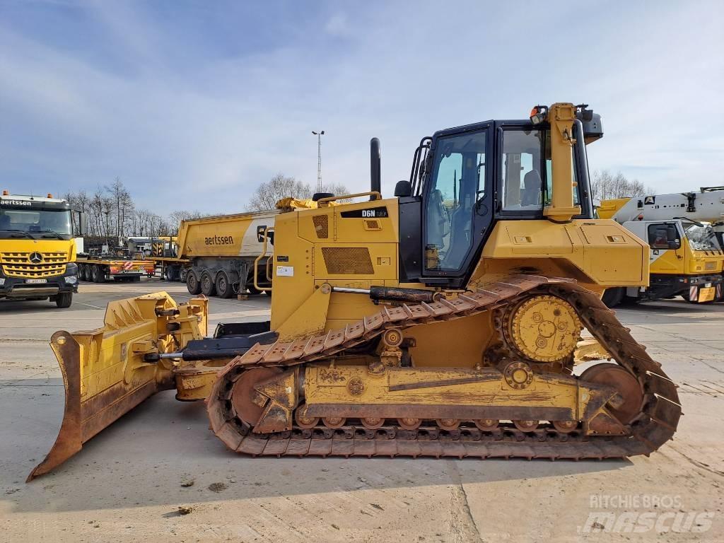 CAT D6N LGP Pásové dozery