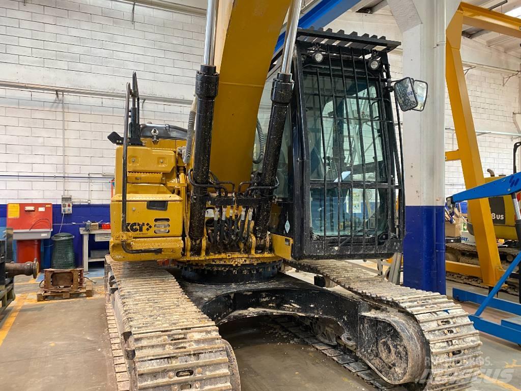 CAT 323F LN Pásová rýpadla
