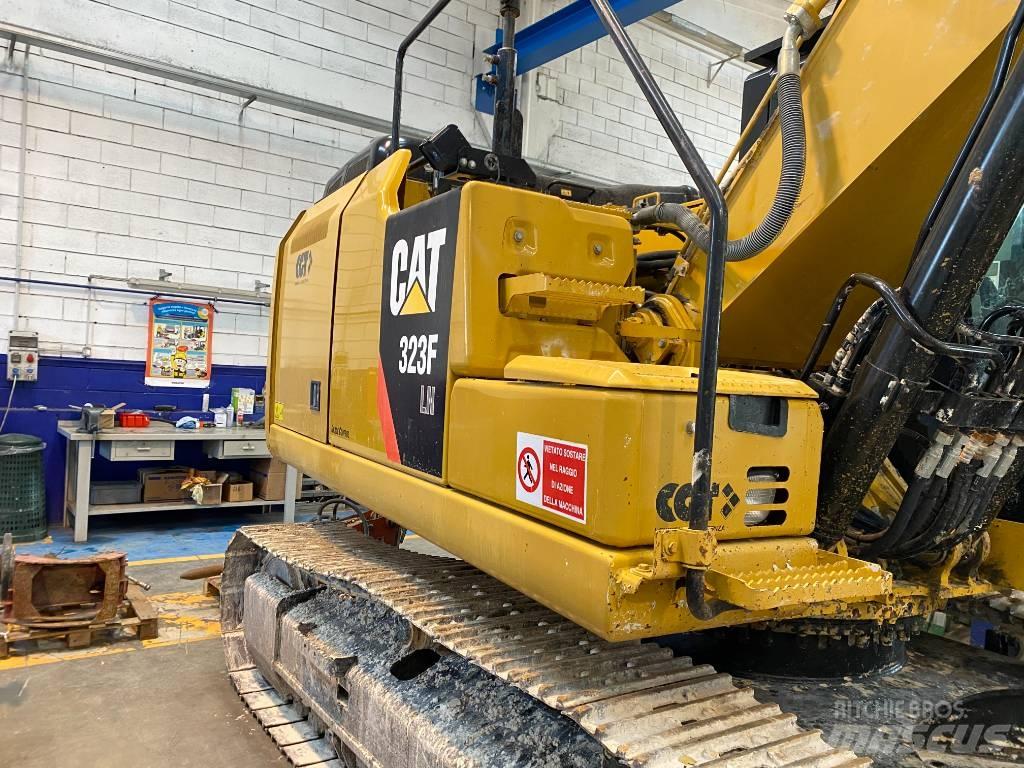 CAT 323F LN Pásová rýpadla