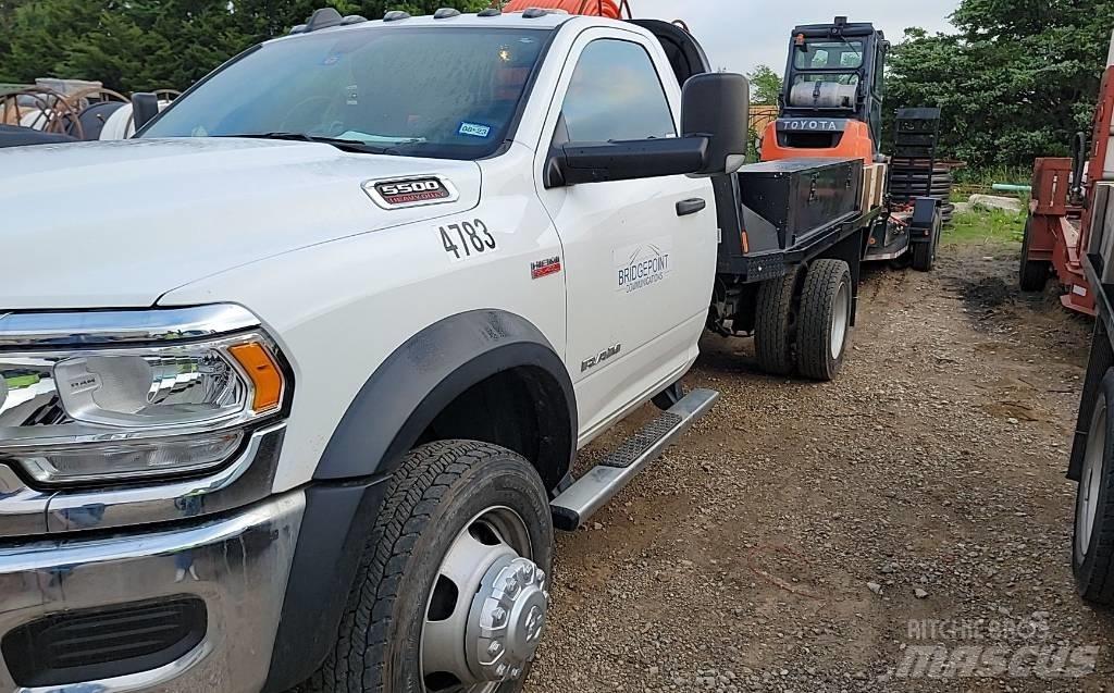 RAM 5500 Valníky/Sklápěcí bočnice