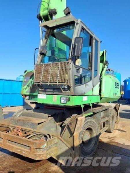 Sennebogen 825 Stroje pro manipulaci s odpadem