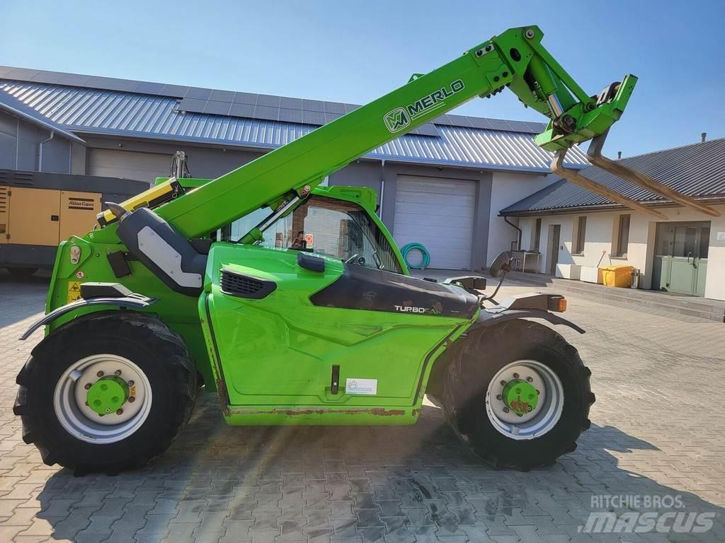 Merlo TF33.7 Víceúčelové nakladače