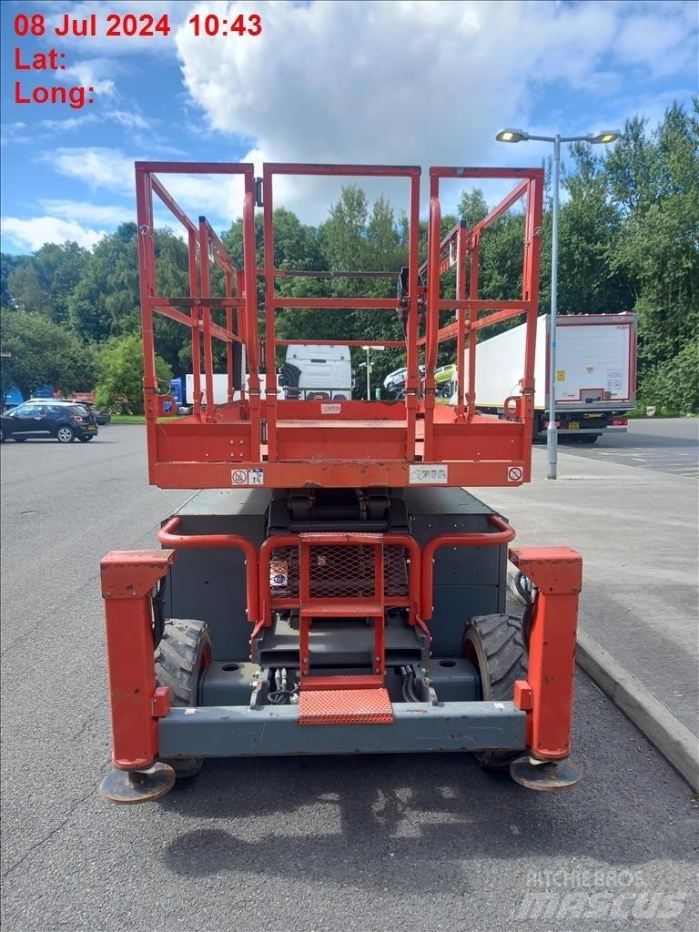 SkyJack SJ 6832 RT Nůžková zvedací plošina