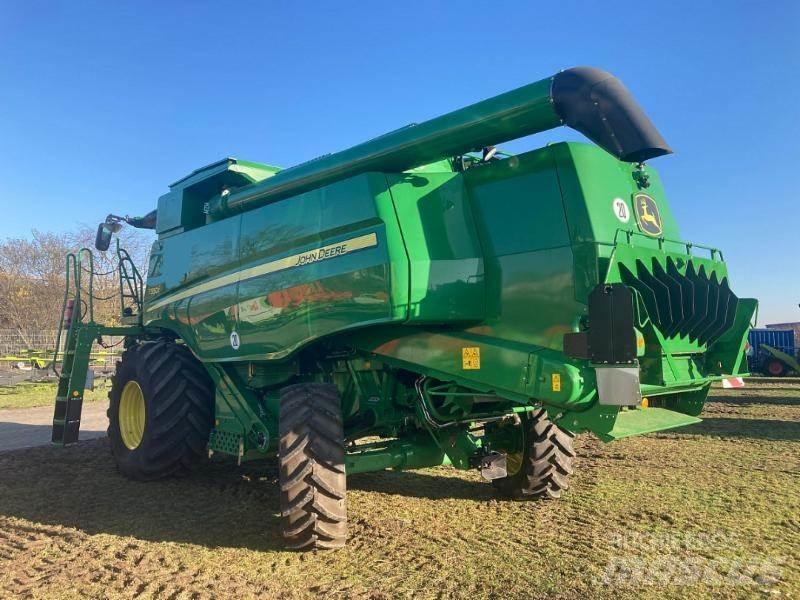 John Deere T 550 i Sklízecí mlátičky