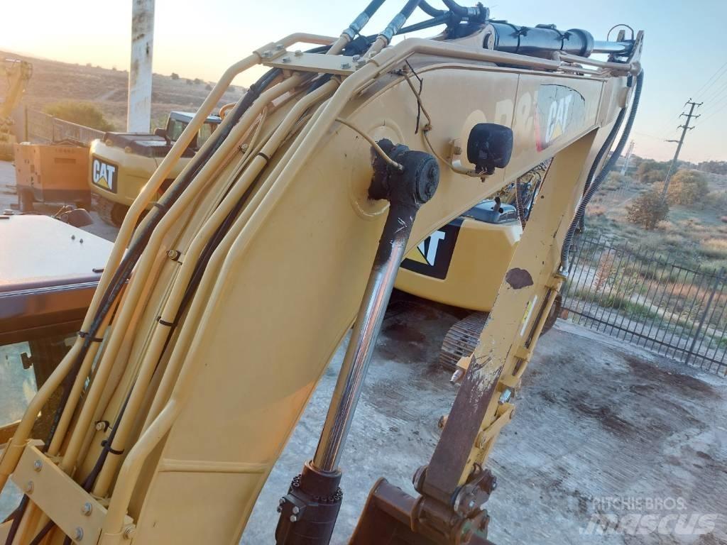 CAT 312 E Pásová rýpadla