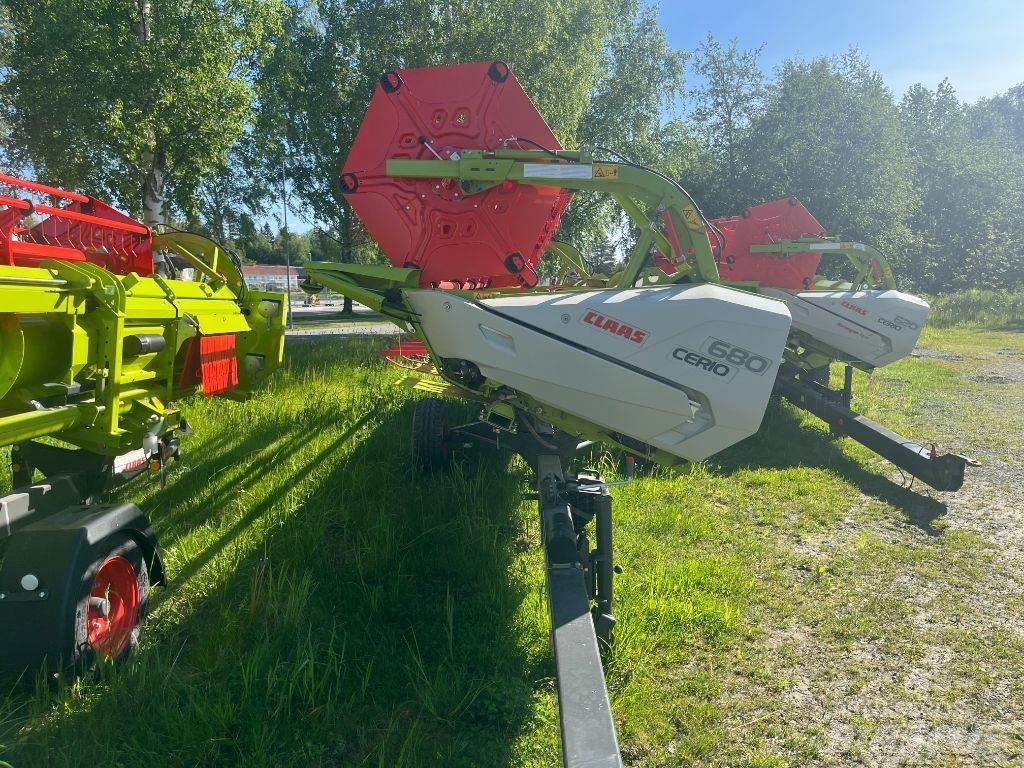 CLAAS Trion Sklízecí mlátičky