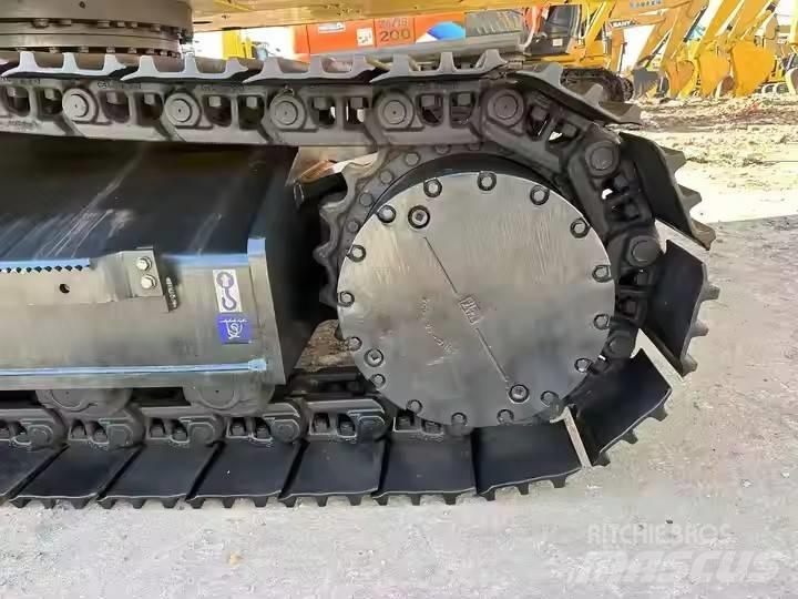 Komatsu PC 400 Pásová rýpadla