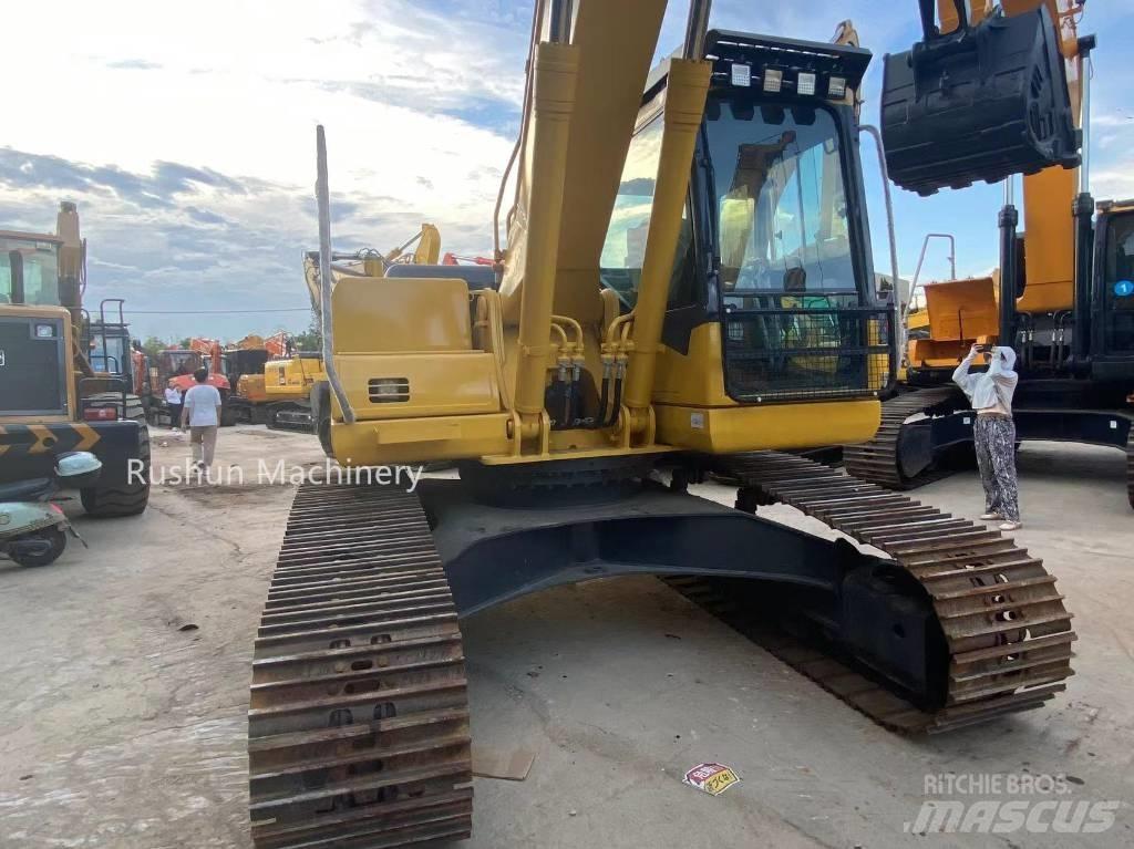 Komatsu PC220-7 Pásová rýpadla