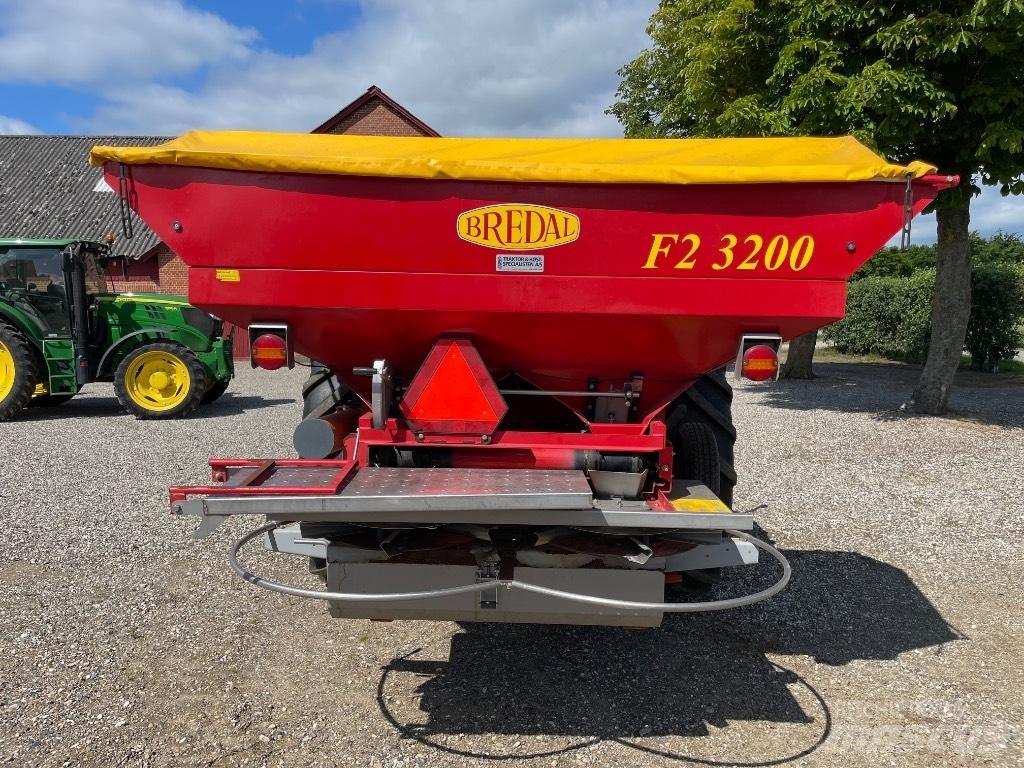Bredal F2 3200 Rozmetadla chlévské mrvy