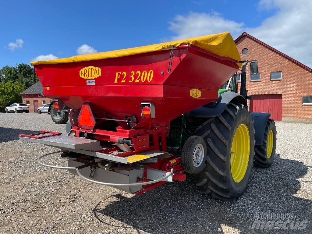Bredal F2 3200 Rozmetadla chlévské mrvy