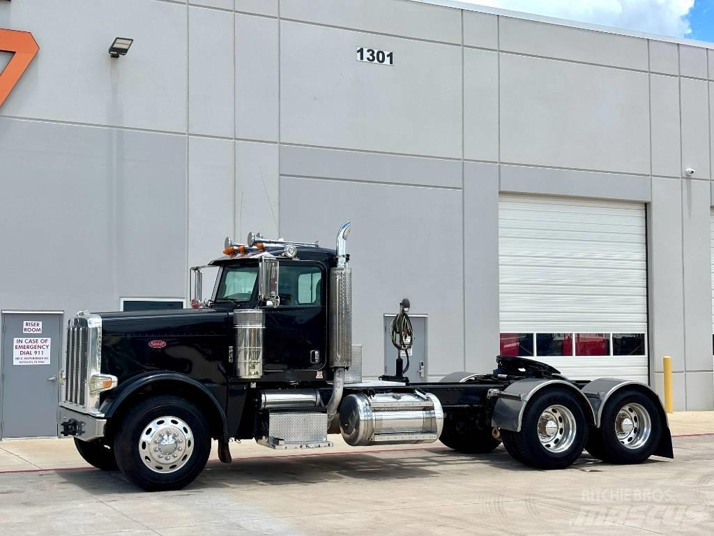 Peterbilt 388 Tahače