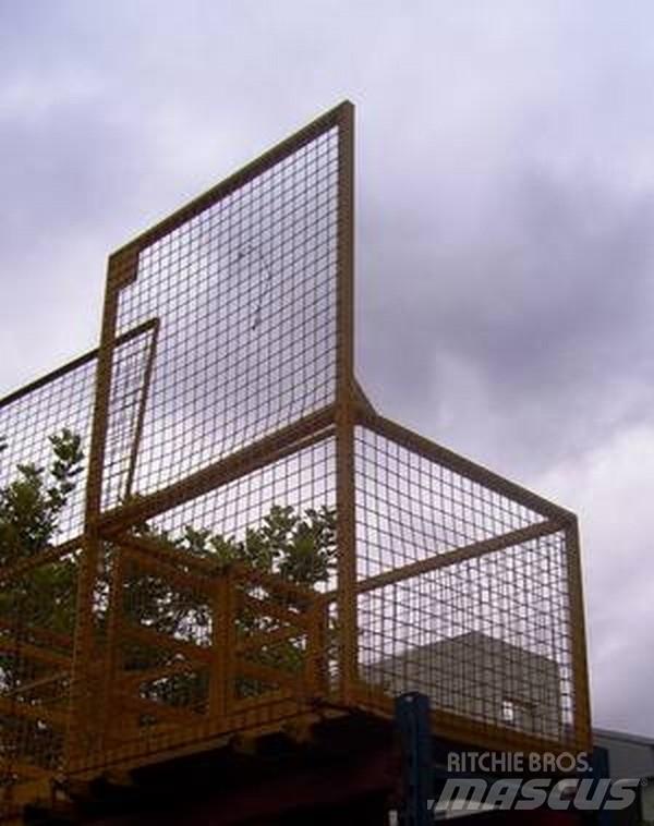  Safety Cages Manipulace s materiálem – ostatní