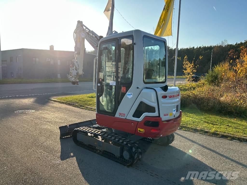 Takeuchi TB 225A V3 Mini rýpadla < 7t