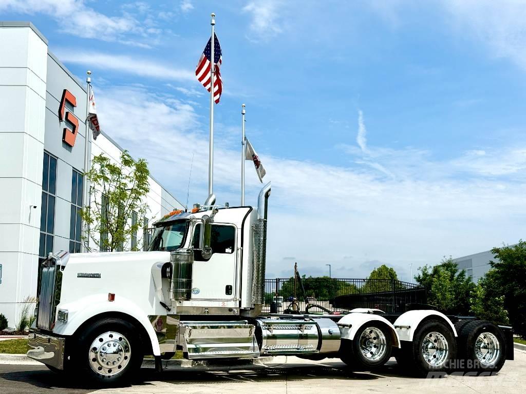 Kenworth W 900 Tahače