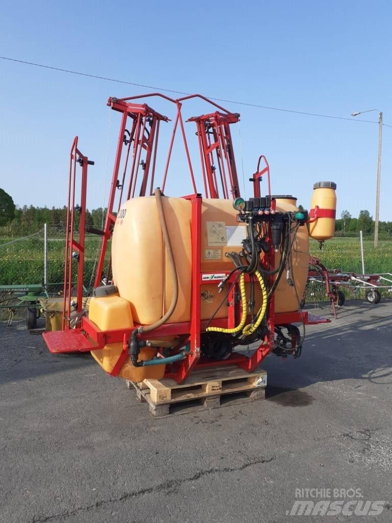 Junkkari 1300L/16M Nesené postřikovače
