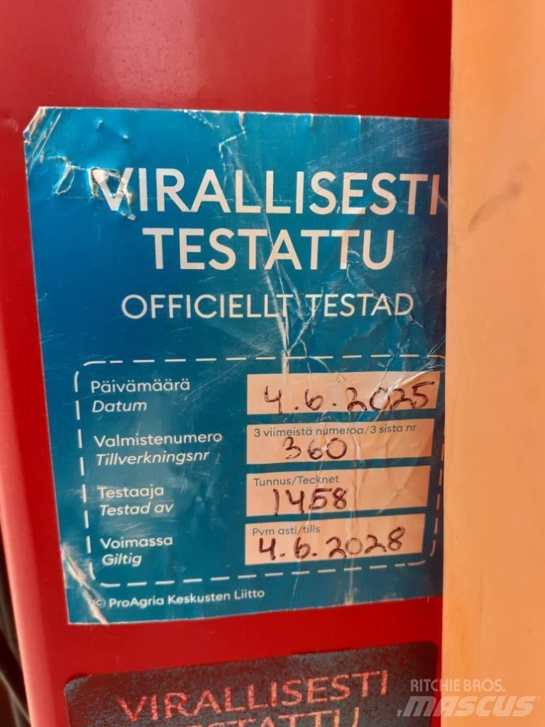 Junkkari 1300L/16M Nesené postřikovače