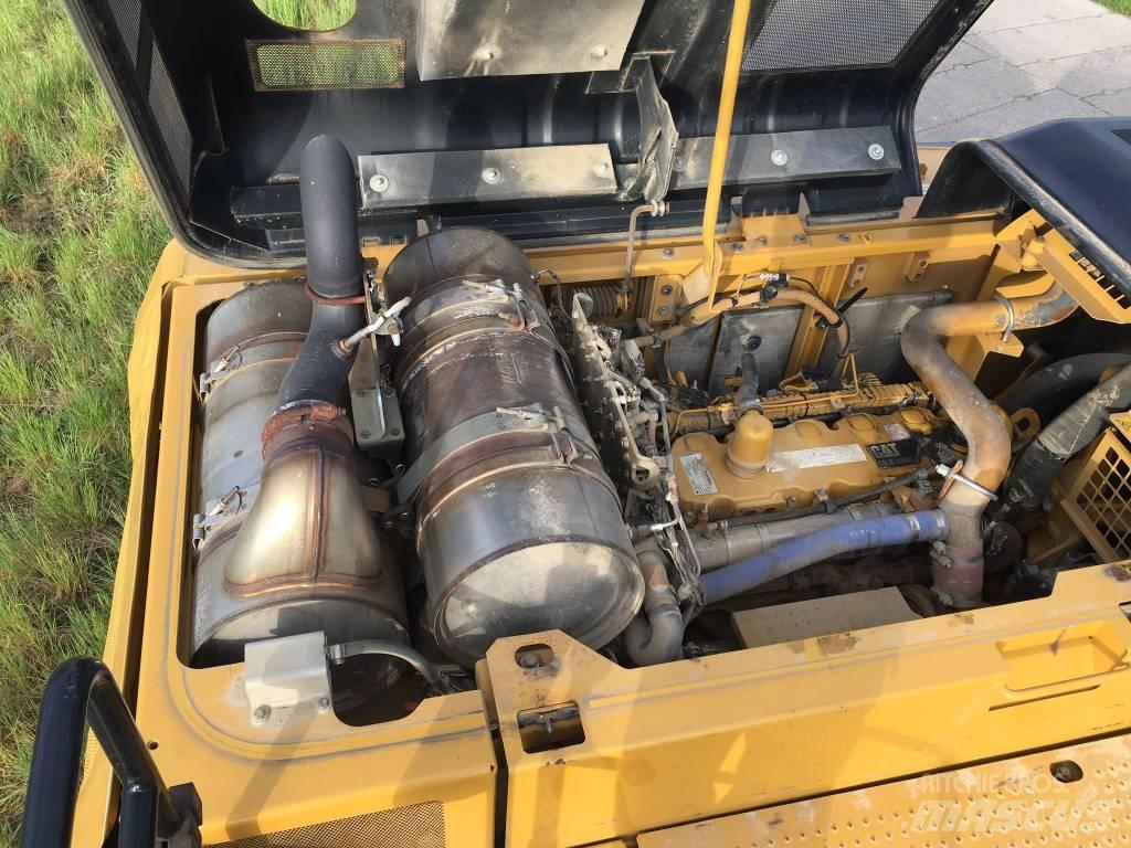 CAT 336F Pásová rýpadla