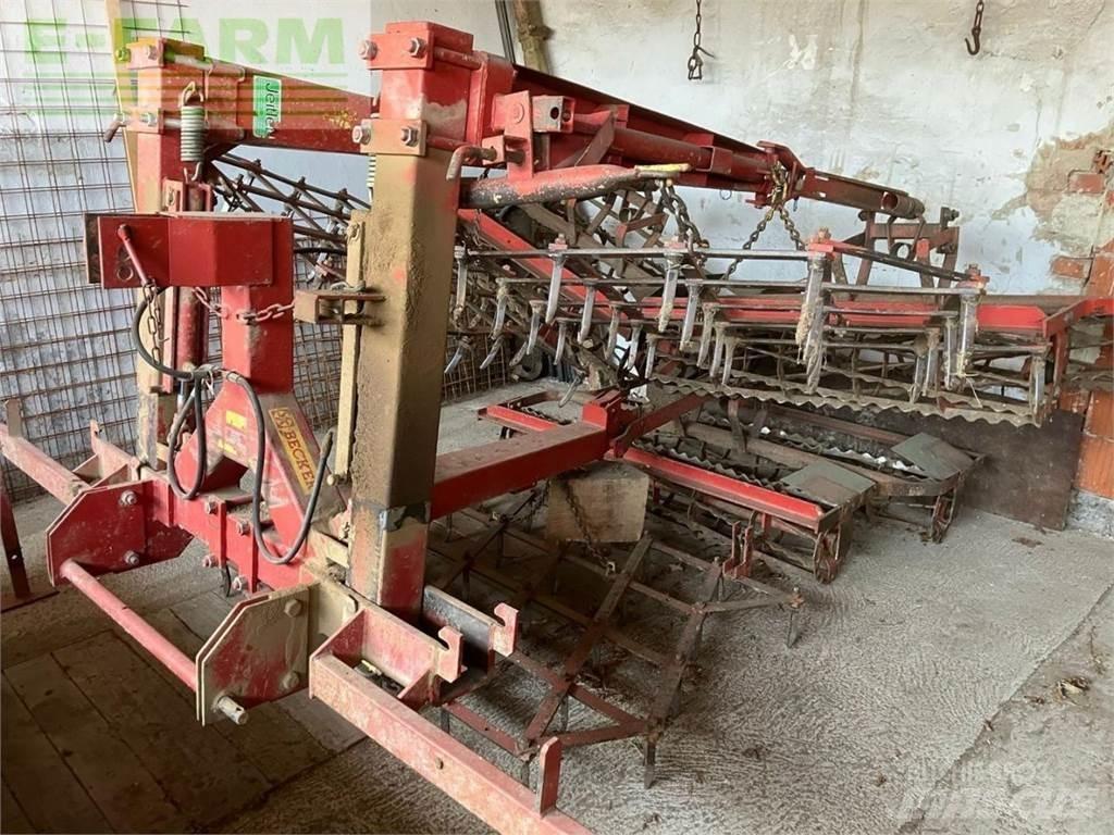Becker K440 Kombinované secí stroje