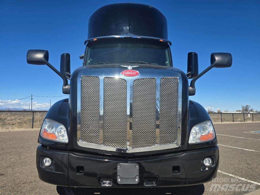 Peterbilt 579 Tahače