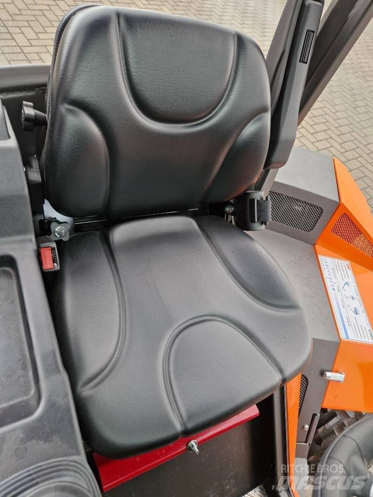 Cast 30T Teleskopické kolové nakladače