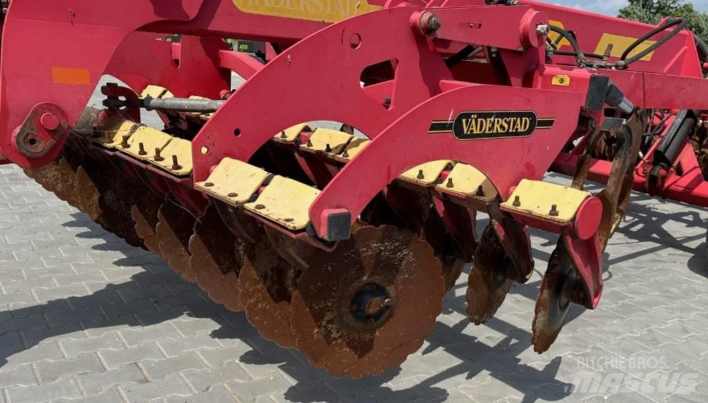 Väderstad Topdown300 Kultivátory