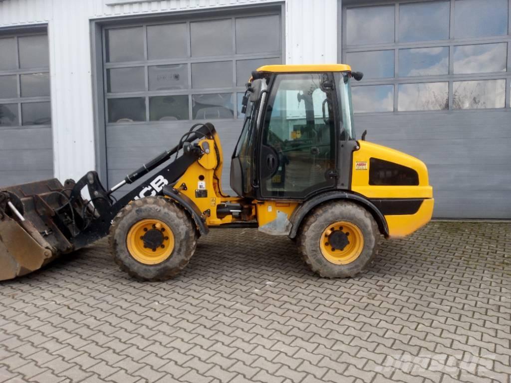JCB 406 Kolové nakladače