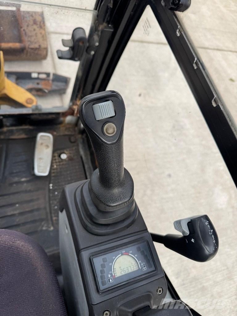 CAT 301.7 D Mini rýpadla < 7t