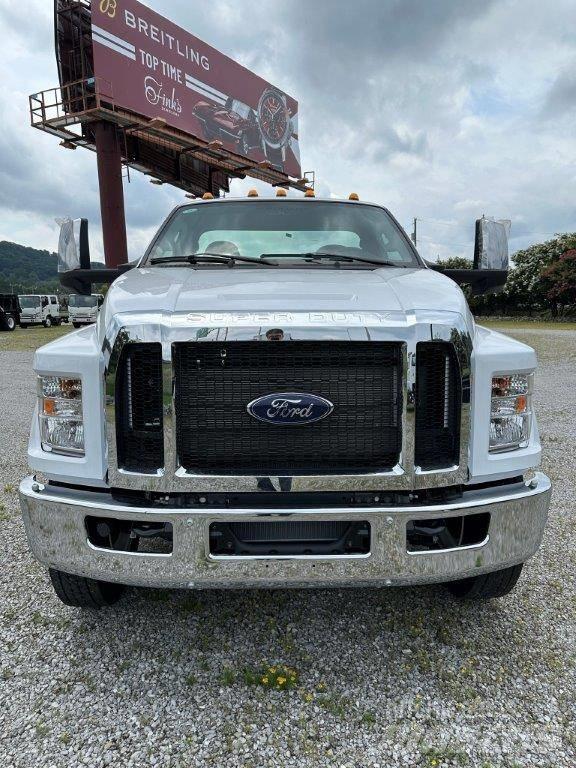 Ford F 750 Nákladní vozidlo bez nástavby