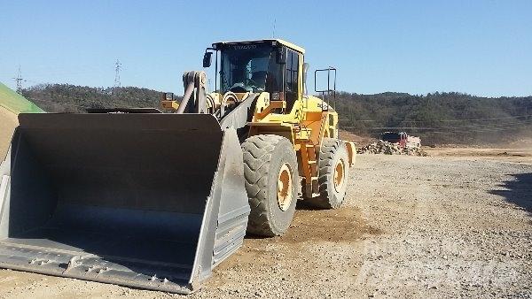 Volvo L180G Kolové nakladače
