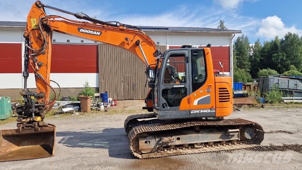 Doosan DX 140 LCR Pásová rýpadla