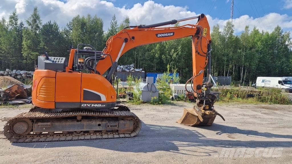 Doosan DX 140 LCR Pásová rýpadla