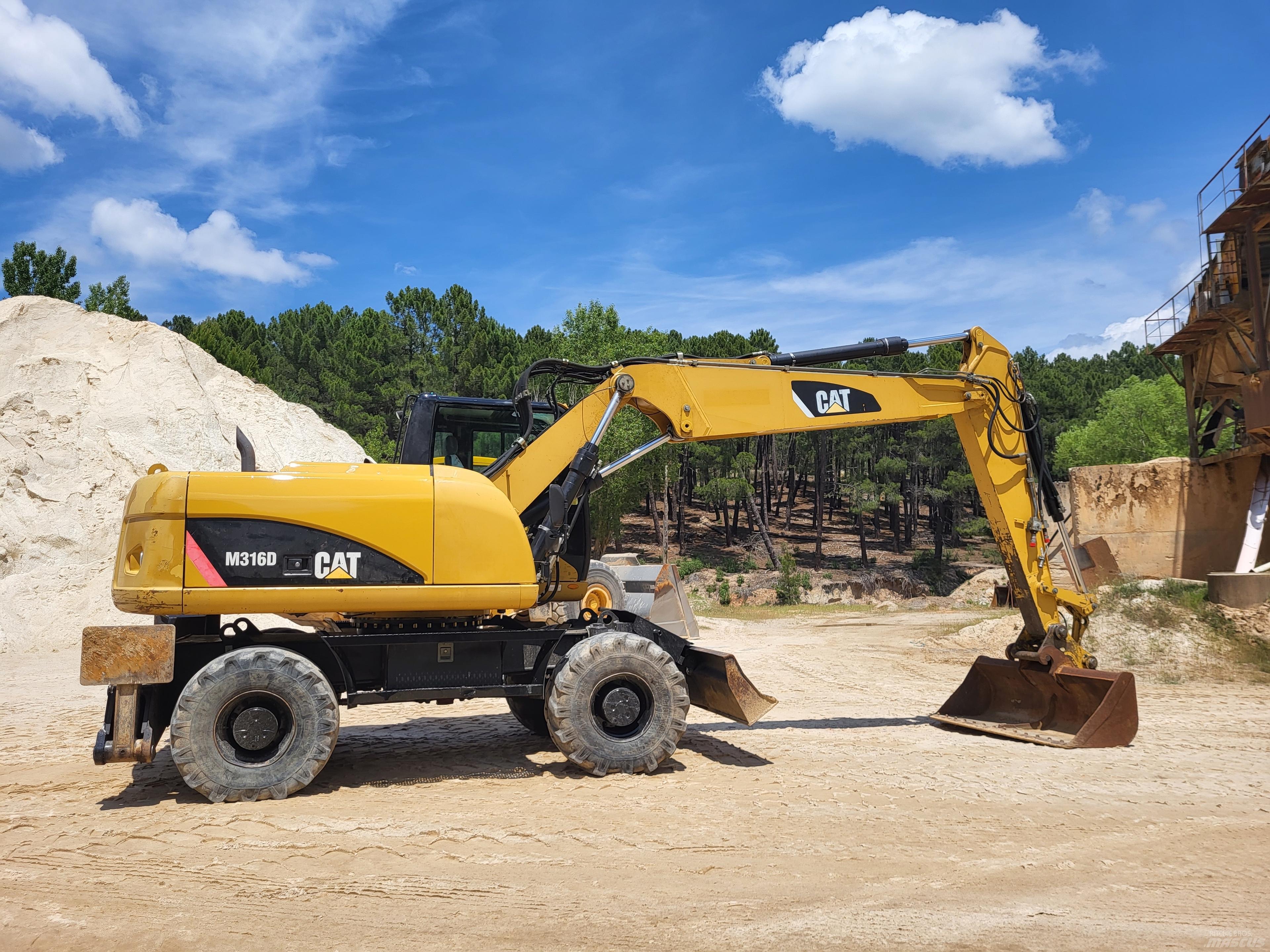CAT 316d Kolová rýpadla