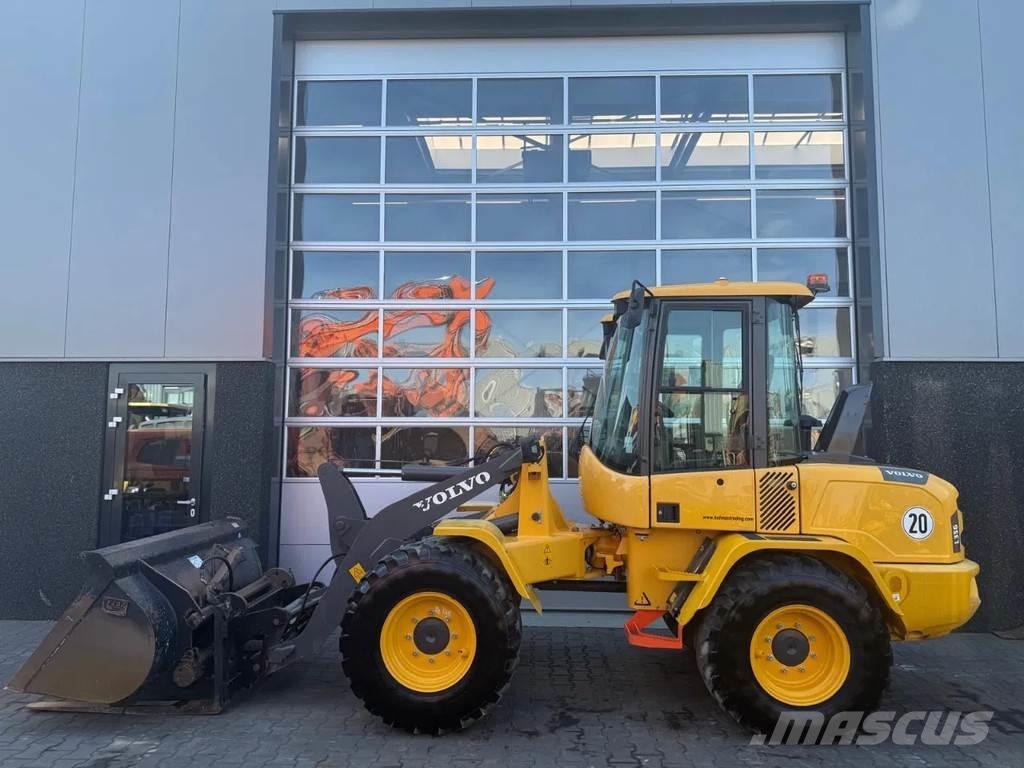 Volvo L35G Kolové nakladače