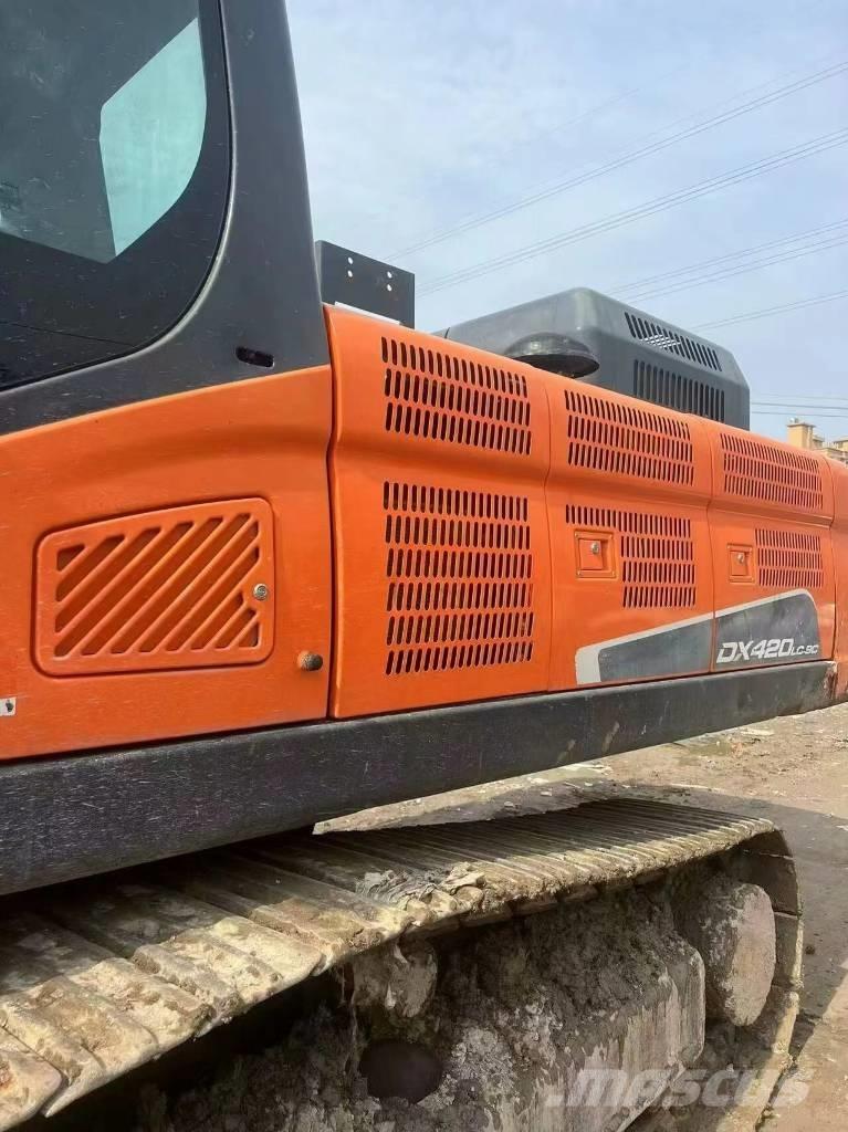 Doosan DX420LC Pásová rýpadla