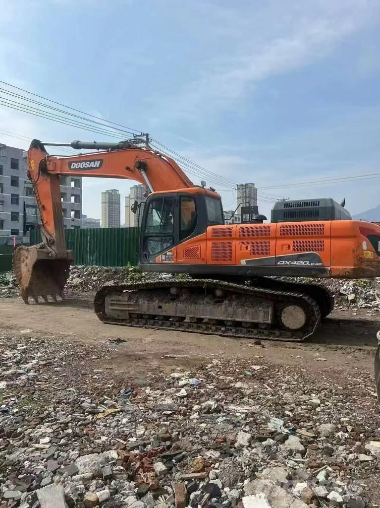 Doosan DX420LC Pásová rýpadla